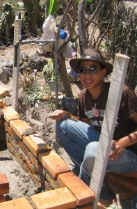 Jonathan Lee building a Pila during a Public Health Brigade in Los Pajarillos, Honduras